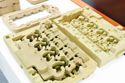 low pressure structural foam molding